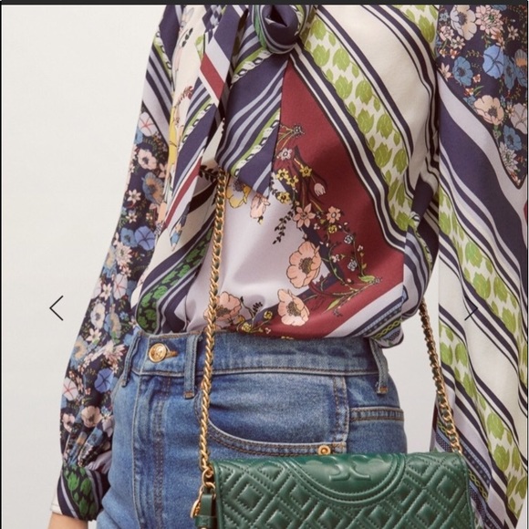 💐TORY BURCH💐🍃 GREEN 🍃quilted, crossbody 💐🌸🌟 - Picture 6 of 8